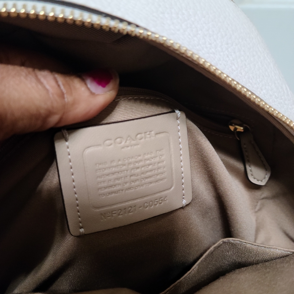 Coach Court Backpack - Picture 6 of 7